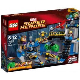 LEGO 76018 - Super Heroes Il Laboratorio di Hulk 
