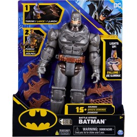 DC COMICS, BATMAN, Personaggio Deluxe Battle Strike Batman da 30 cm, 5 accessori, oltre 15 suoni, Spin Master 6064833