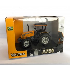 UNIVERSAL HOBBIES COLLECTION VALTRA A750 SCALA 1/32 UH 2970