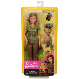 Barbie- Carriere Fotoreporter con Cucciolo di Leone, Ispirata a National Geographic, Mattel GDM46-GDM44